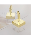 Marturie Nunta Cutie patrata acrilica cu pana argintie, caseta 11x5cm